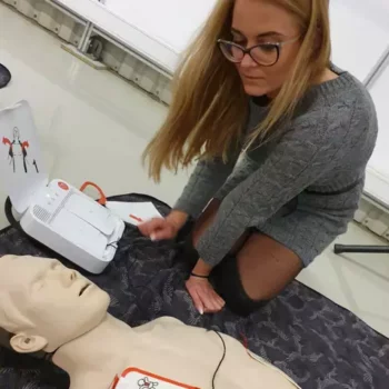 Defibrylator AED